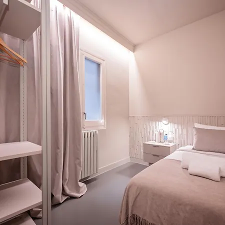 Apartment Sweett - Gaudi Avenue Barcelona
